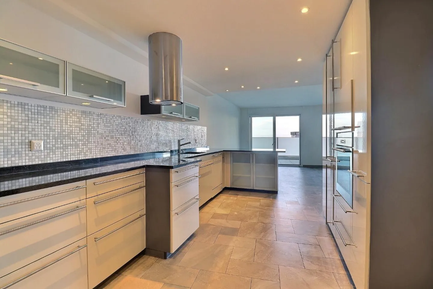 Duplex 4.5 Zimmer - Foto 2 von 12