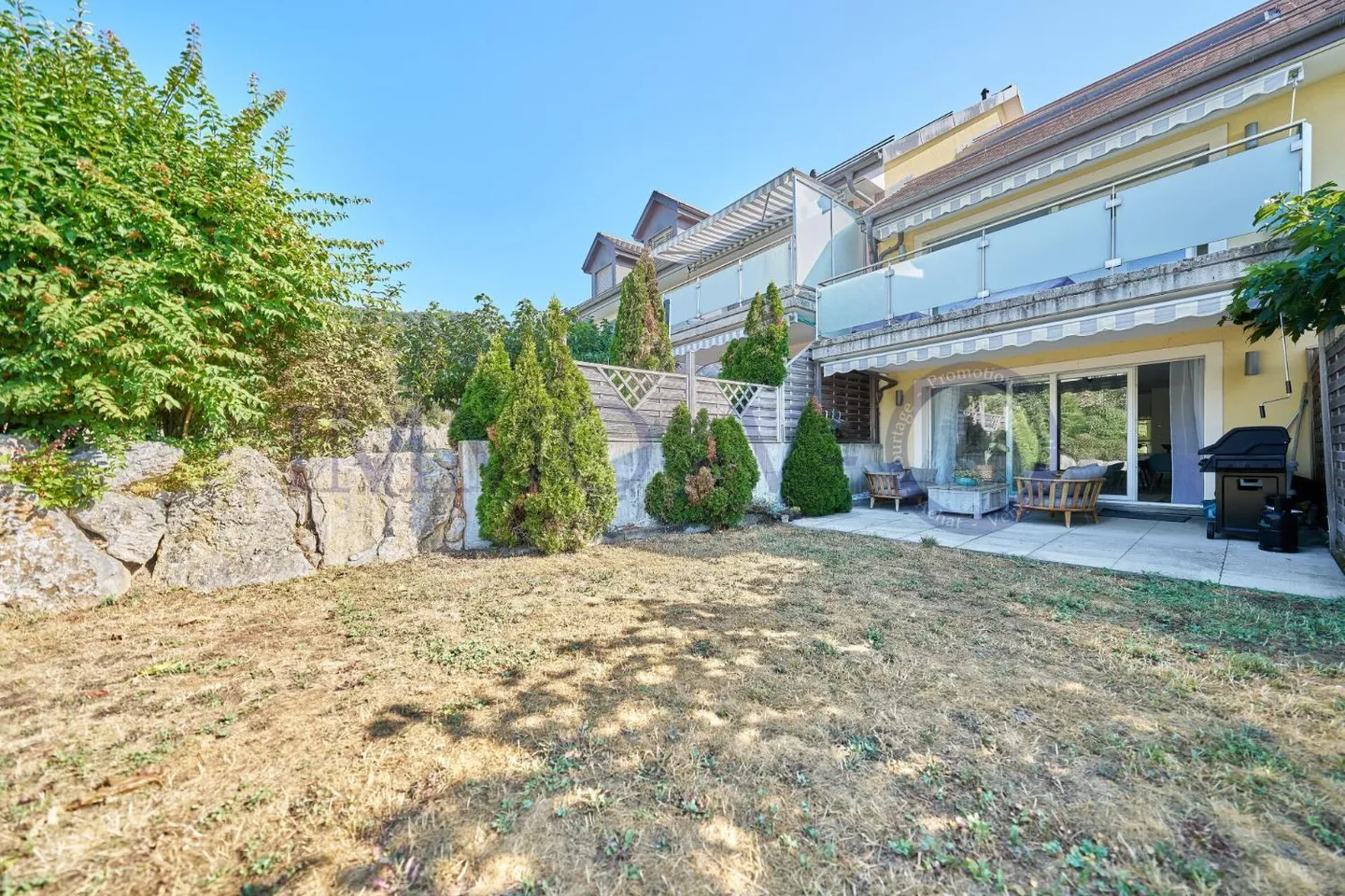 GERÄUMIGES DUPLEX MIT TERRASSE UND BALKON - Foto 1 von 13