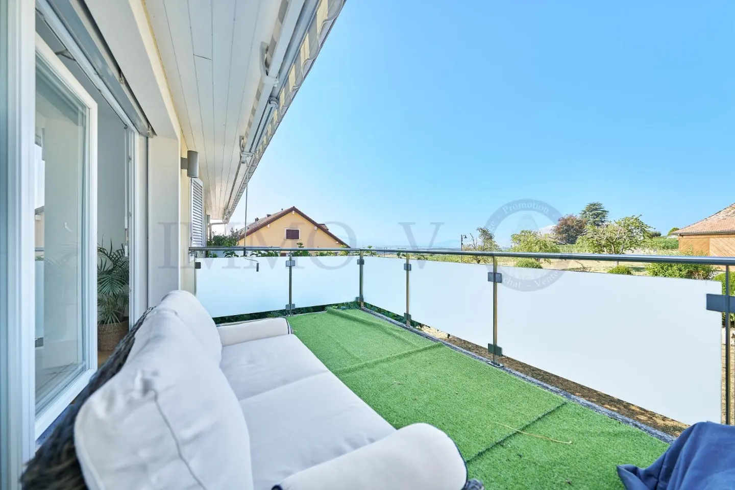 GERÄUMIGES DUPLEX MIT TERRASSE UND BALKON - Foto 8 von 13