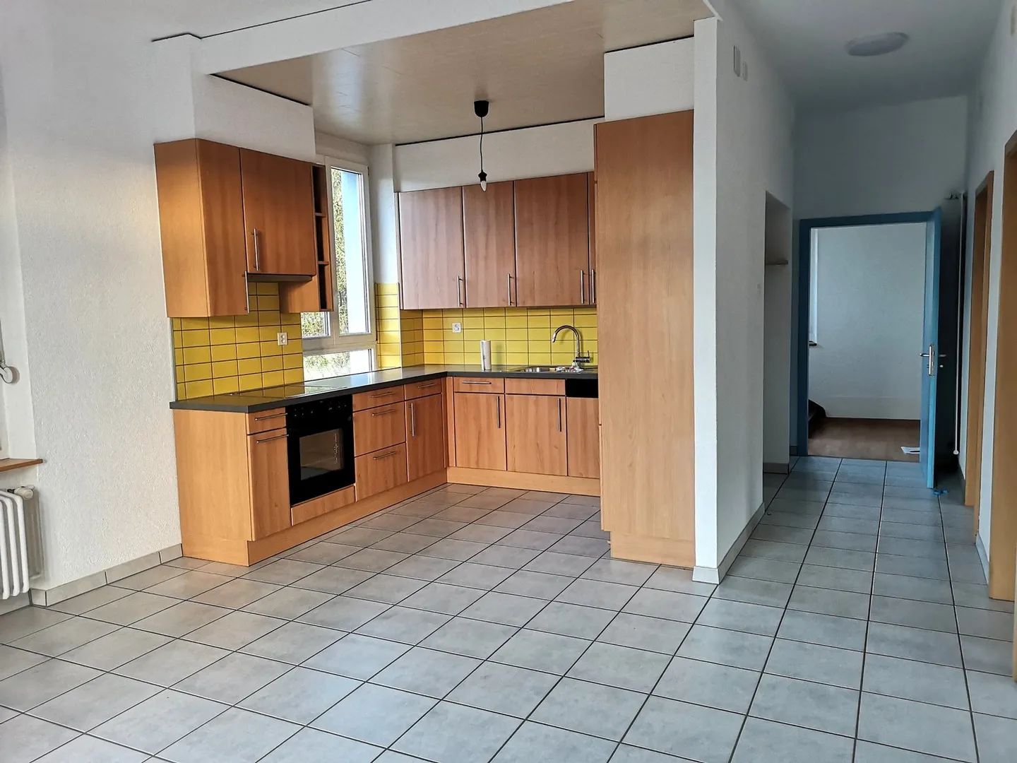 Beautiful single-family or multi-family house with garage, parking spaces, terraces, garden - Photo 31 of 45