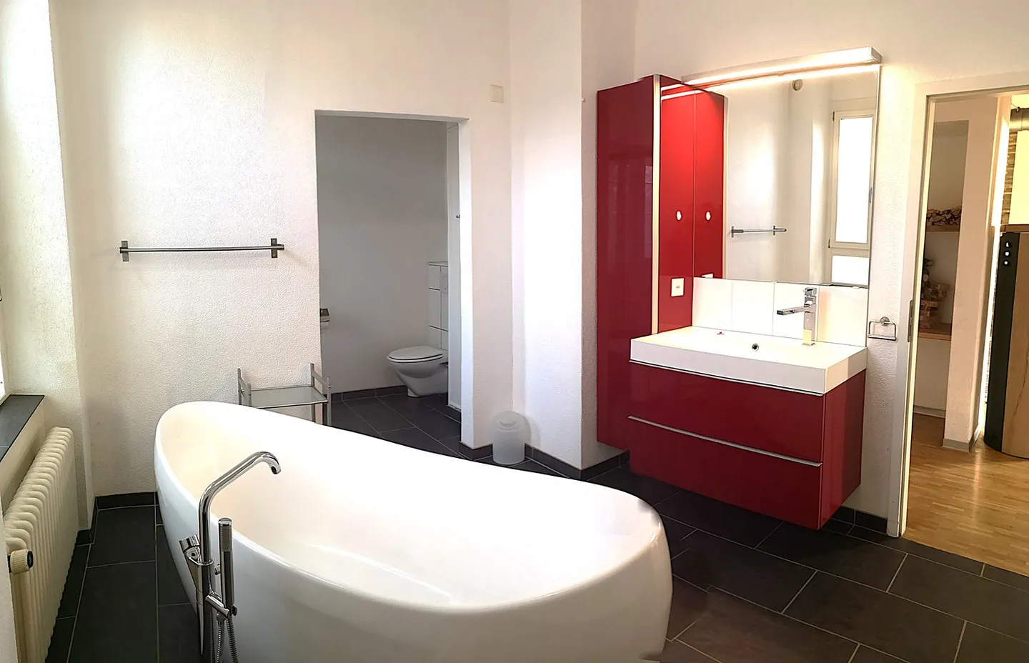 Beautiful single-family or multi-family house with garage, parking spaces, terraces, garden - Photo 23 of 45