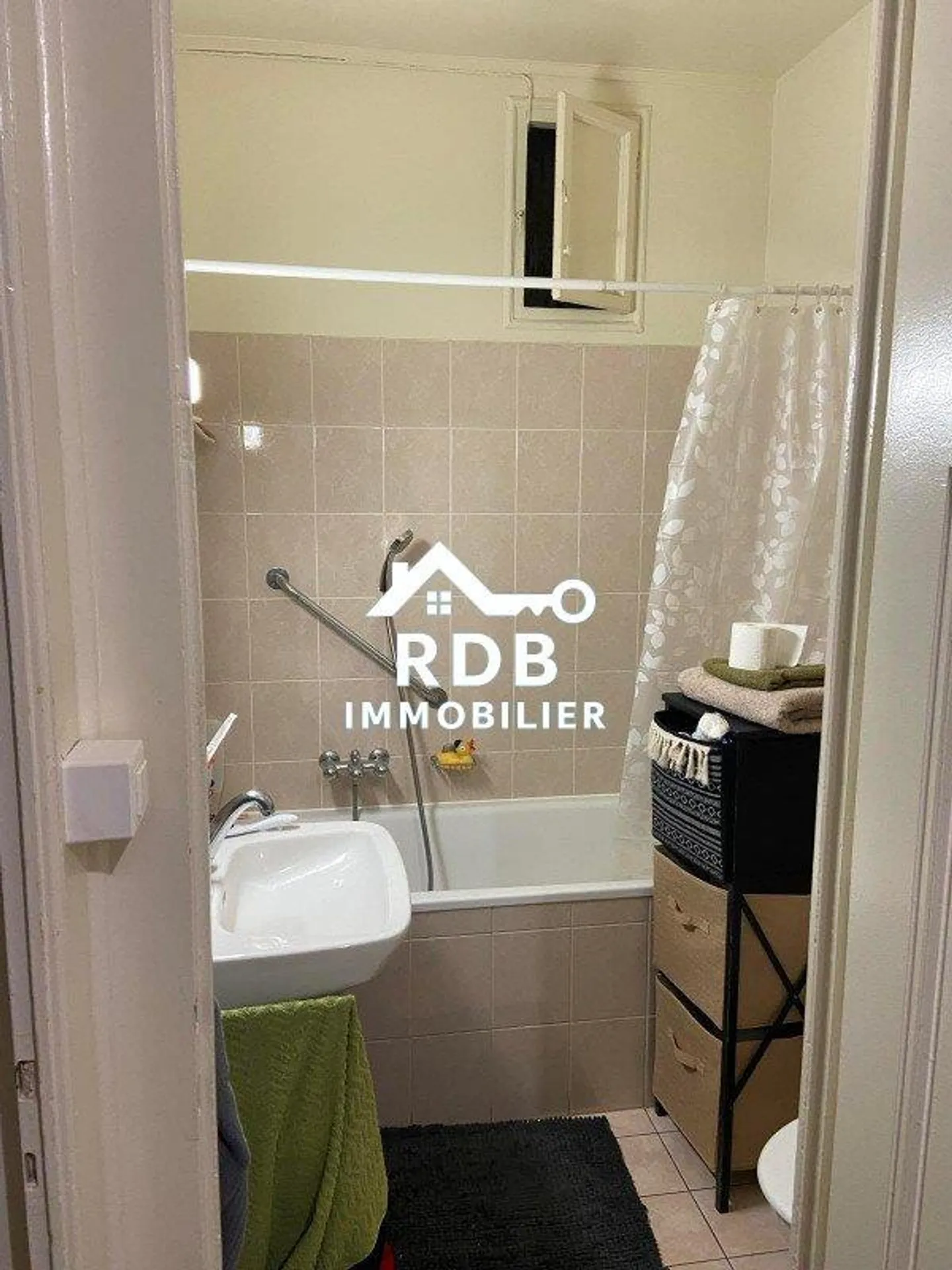 3-room apartment on the 1st floor located in Geneva 1205 - Photo 10 of 12