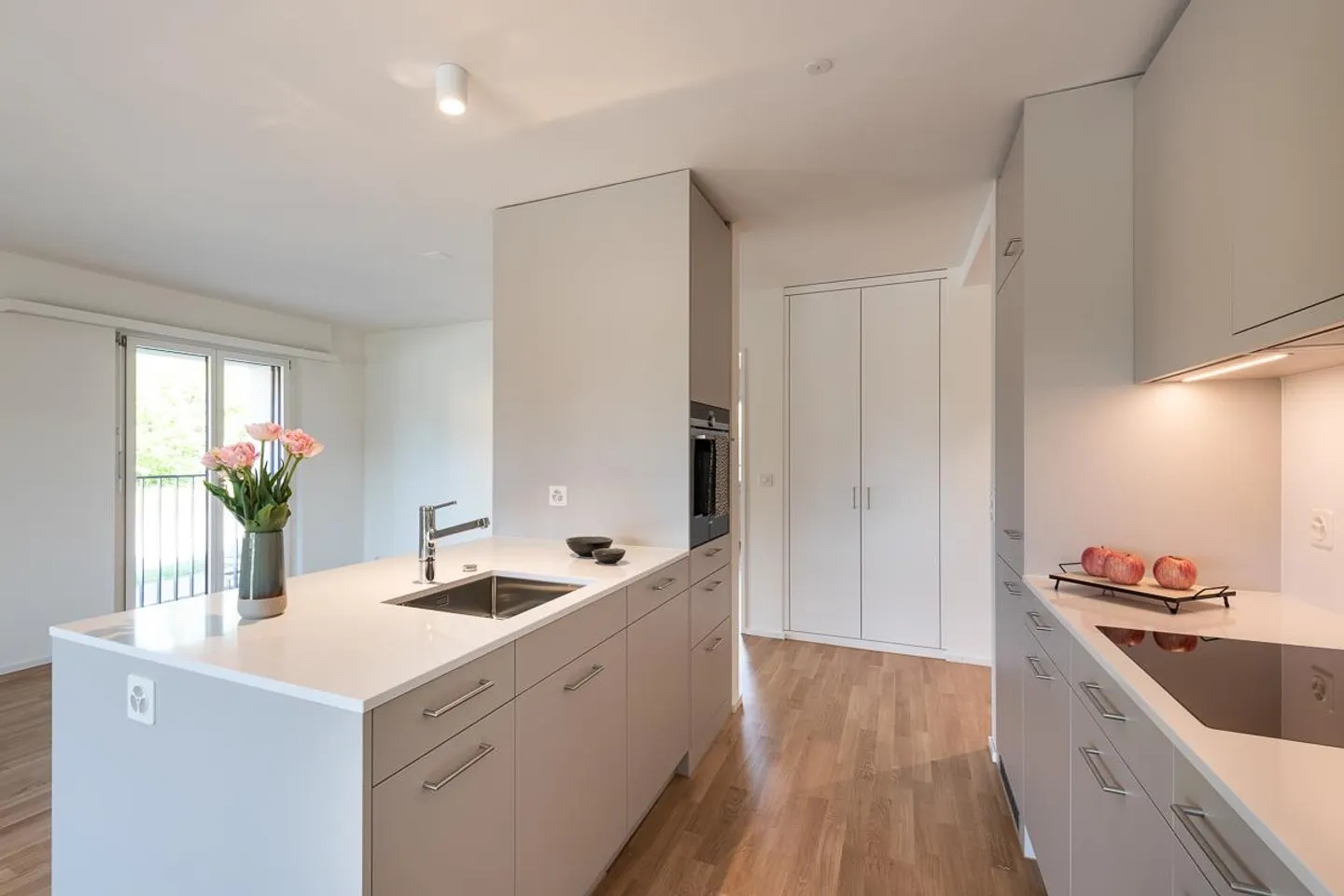 3.5 room apartment in Dietlikon available! Interested? - Photo 3 of 6