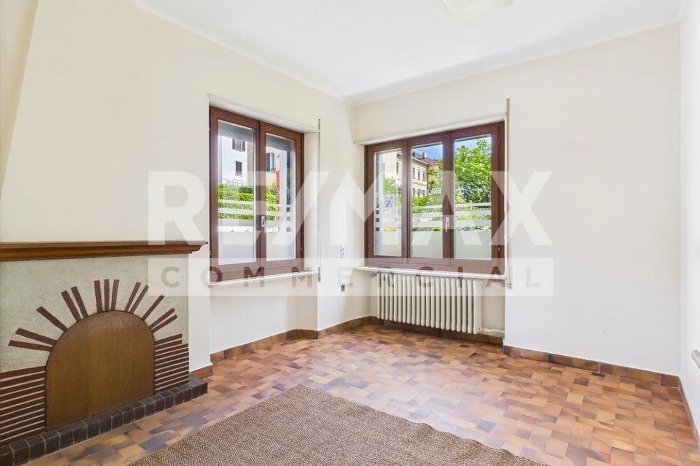 Therapeutic Practice with 5 Rooms for Rent - Photo 3 of 9