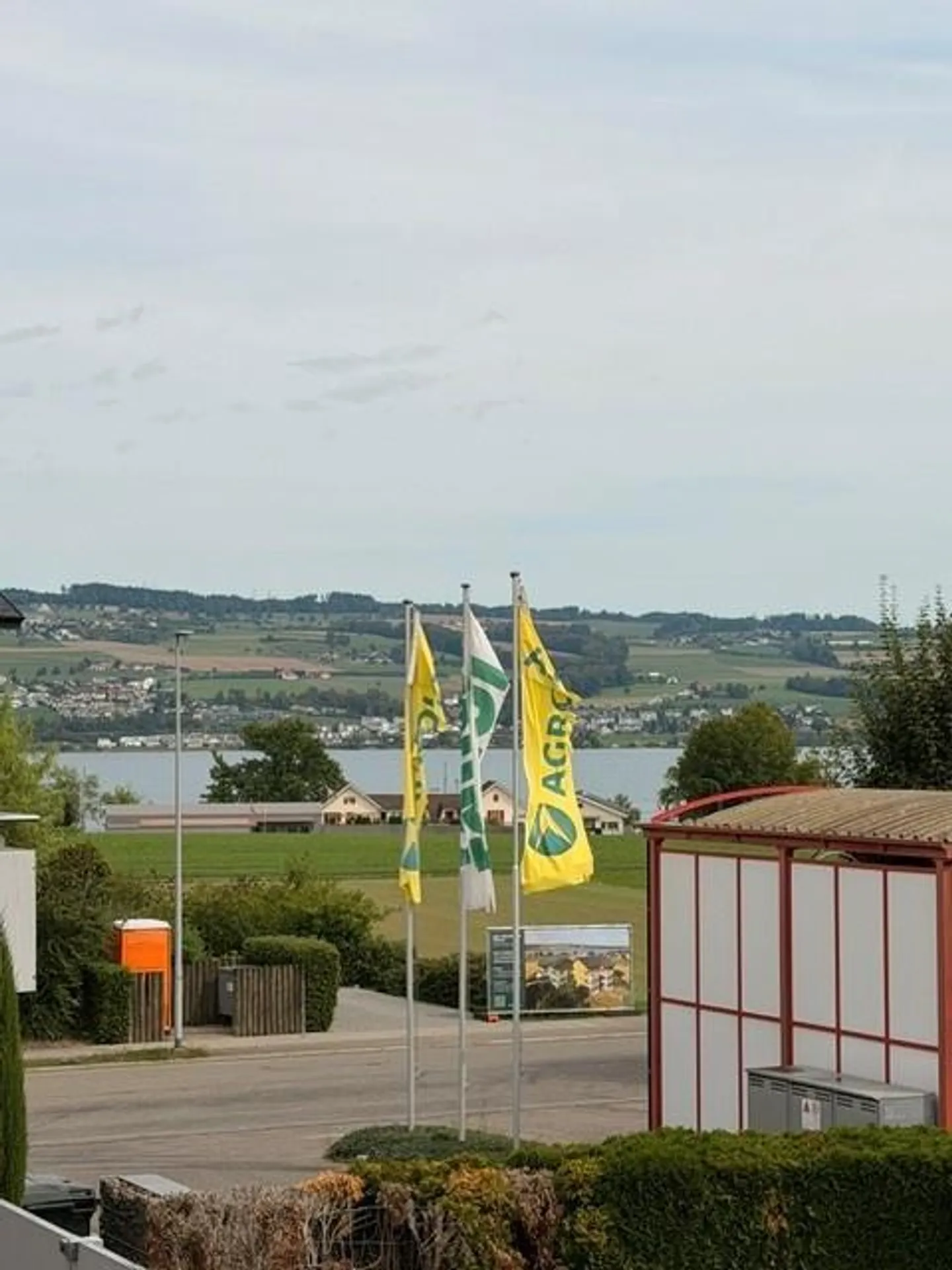 Appartement central de 3,5 pièces avec vue sur le lac - Photo 12 sur 12
