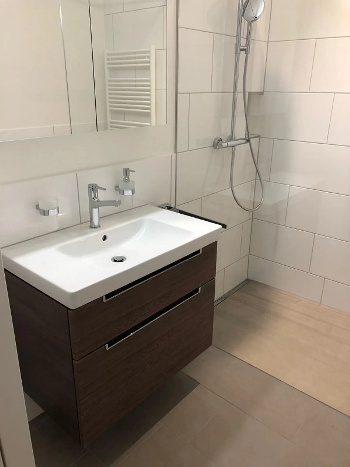 4 1/2 Rooms, 2nd Floor, 125m2, beautiful lake view - Photo 9 of 18