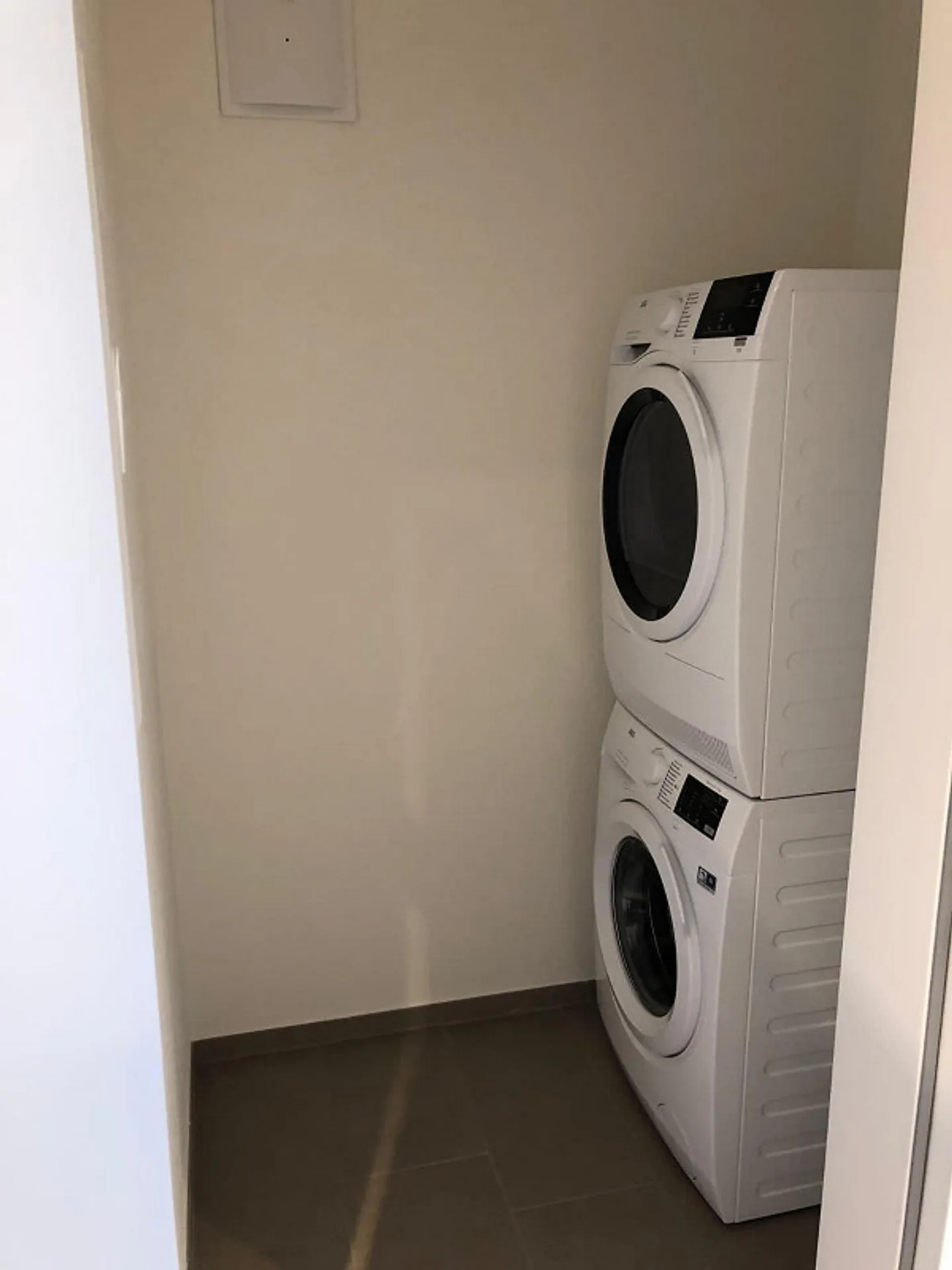 4 1/2 Rooms, 2nd Floor, 125m2, beautiful lake view - Photo 11 of 18