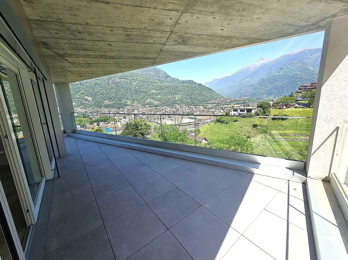 4.5 Zimmer mit atemberaubendem Blick in Bellinzona/Daro - Foto 4 von 11
