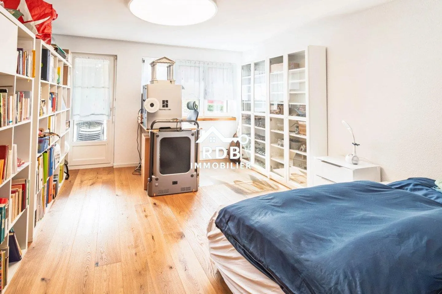Spacious Family Apartment with Garden - Photo 7 of 12