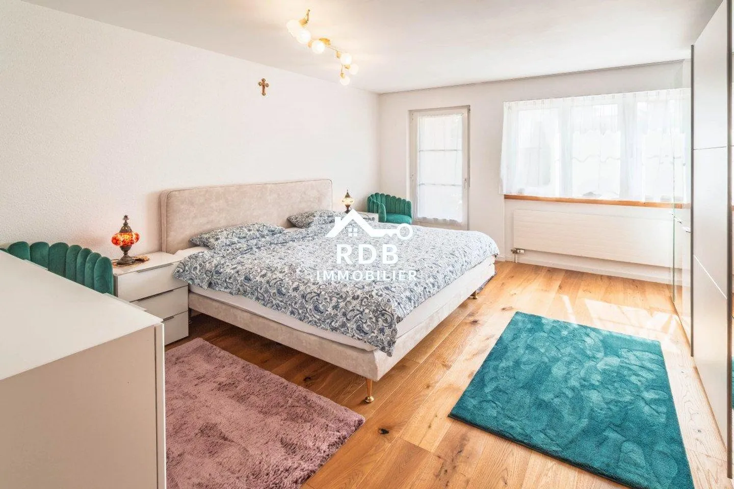 Spacious Family Apartment with Garden - Photo 8 of 12