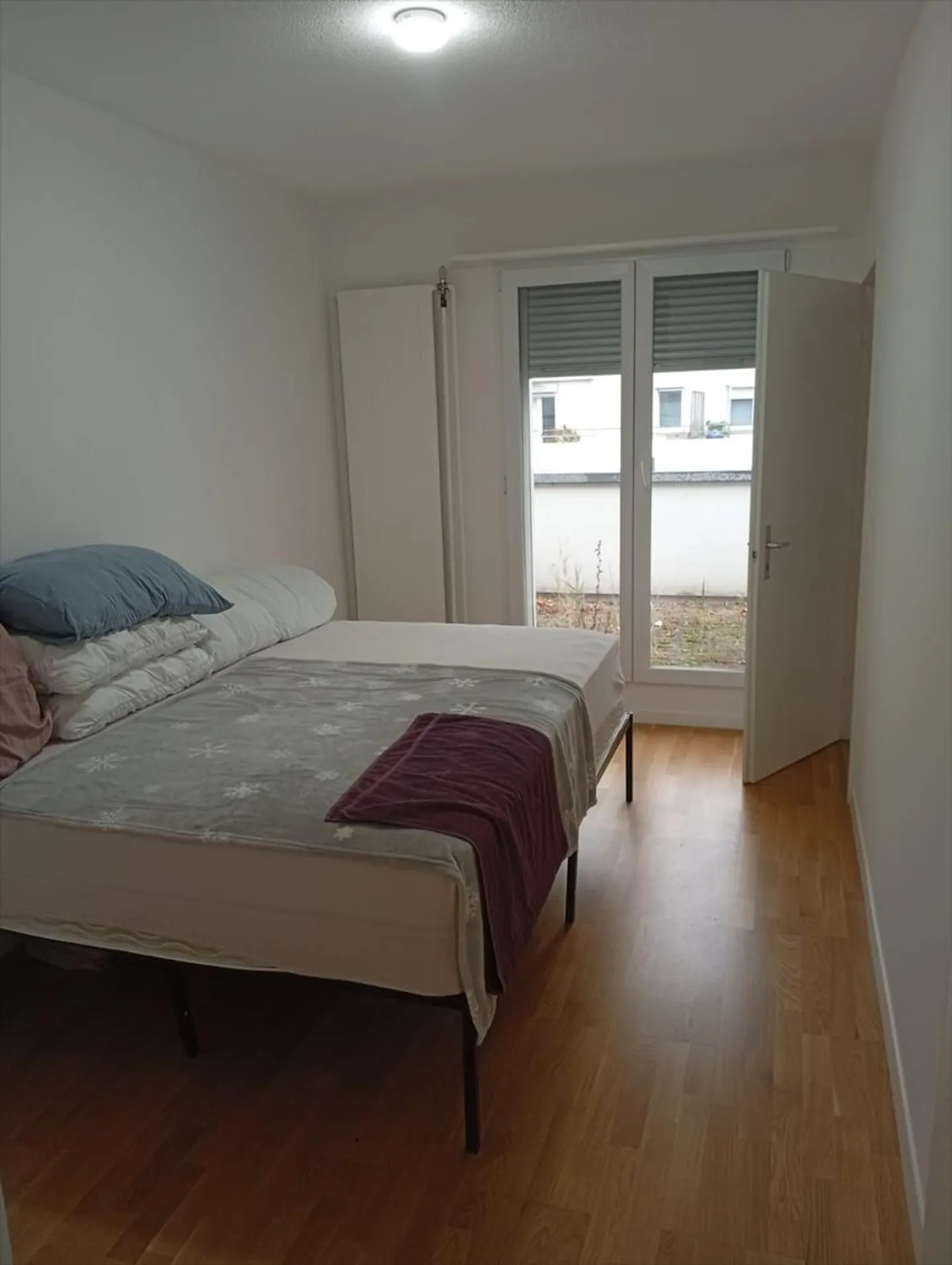 Helle Attikawohnung mit 3 Terrassen in Nidau - Foto 7 von 11