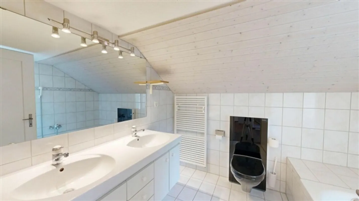 «Charmantes Eckhaus mit Charakter - Wohnen zwischen Nostalgie und Moderne» - Photo 12 sur 20