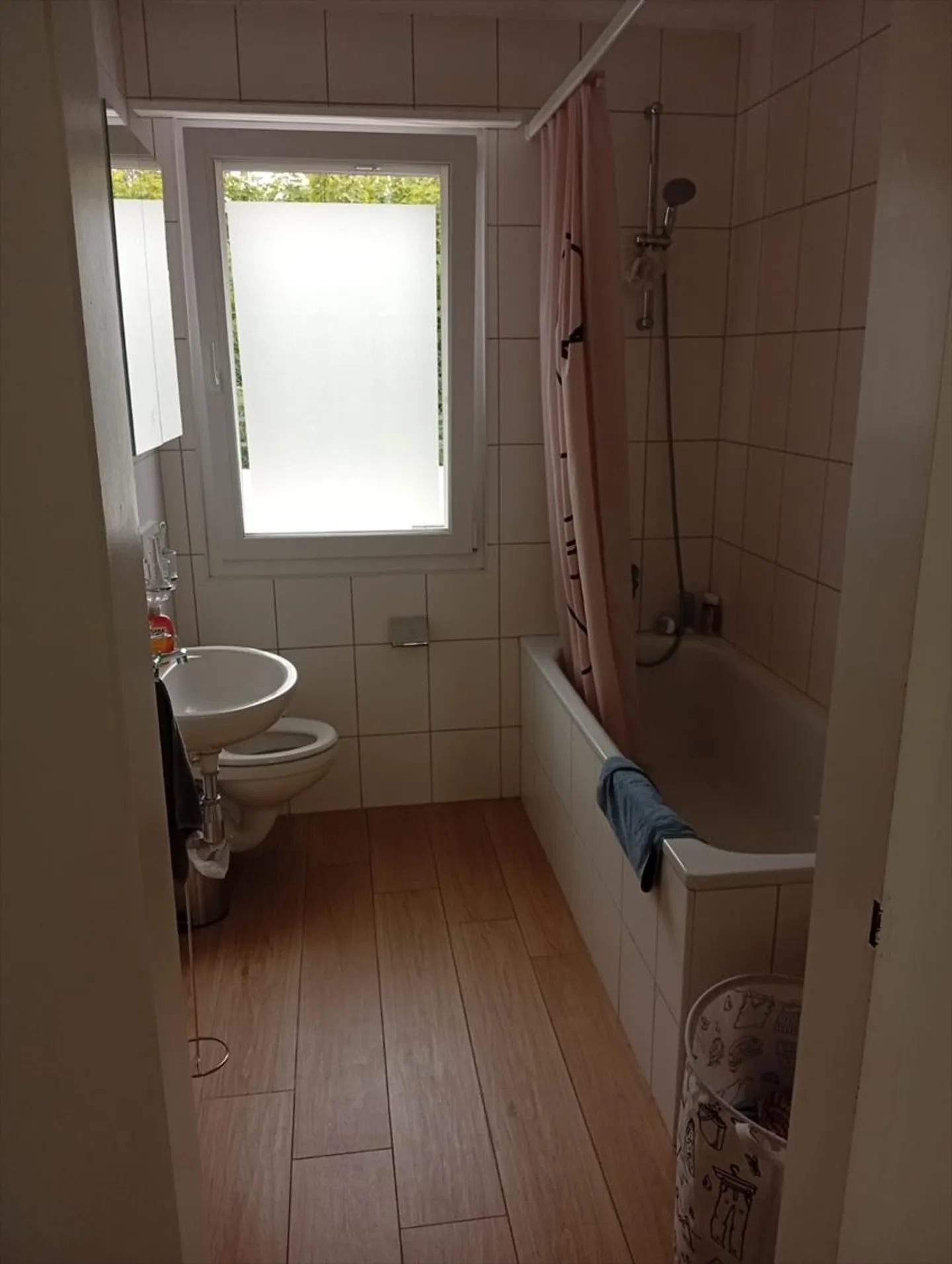 Helle Attikawohnung mit 3 Terrassen in Nidau - Foto 9 von 11