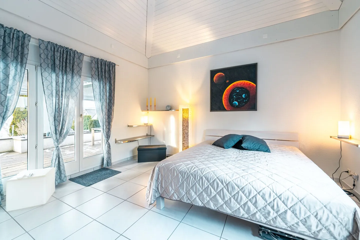 Stylish Single-Family Home with Exclusive Garden and Outdoor Oasis - Photo 15 of 35