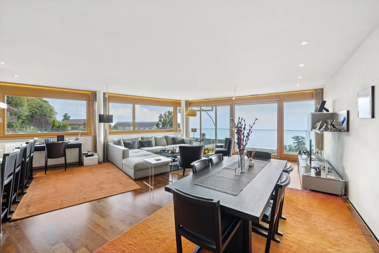 Appartement sofort bezugsbereit mit 2 Zimmern, Terrasse und Panoramablick - Foto 3 von 12