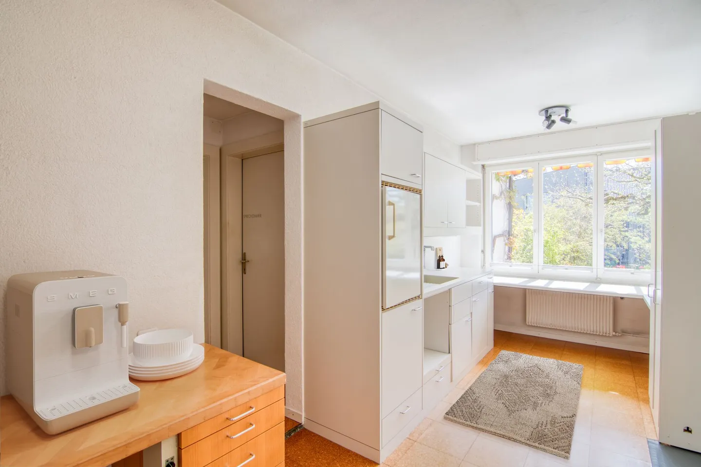 Spacious Property with B&B Potential - Living and Hosting Guests in the Gerzensee Region, at the Gateway to the Bernese Oberland - Photo 13 of 32