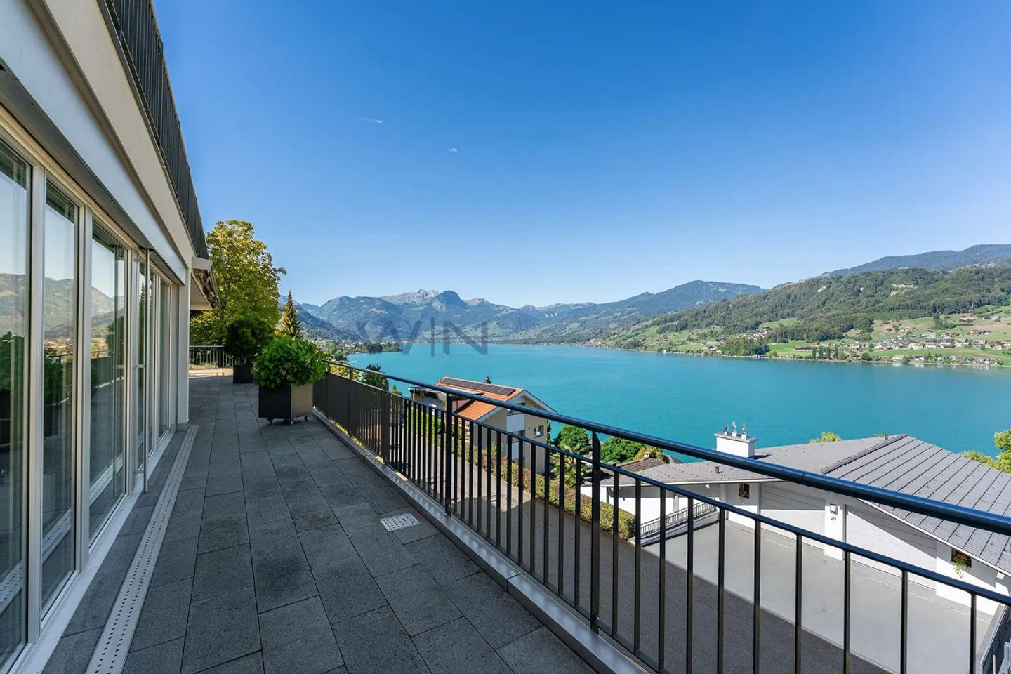 Exklusives Apartment mit Seeblick - Foto 1 von 12