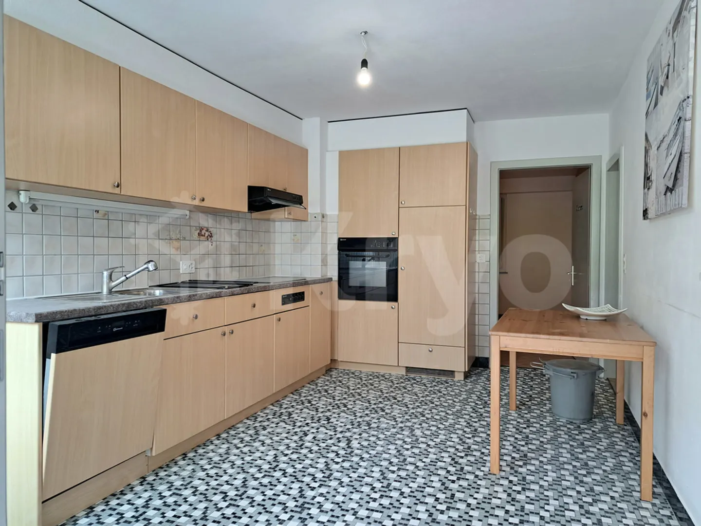 Charmant Appartement 3 Pièces - Photo 2 sur 6