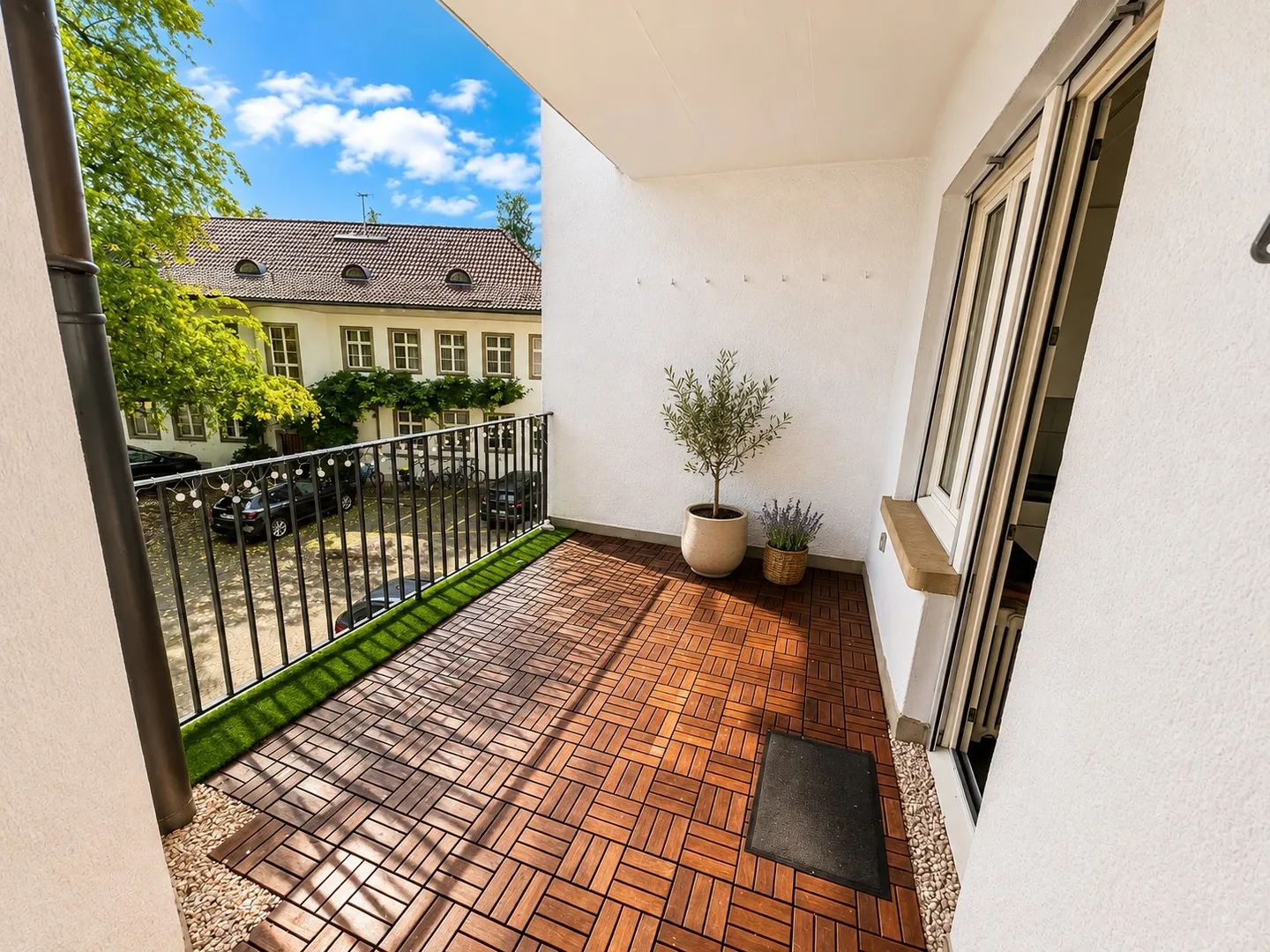 Spacious 5-room apartment in a central location in Zurich - Photo 12 of 13