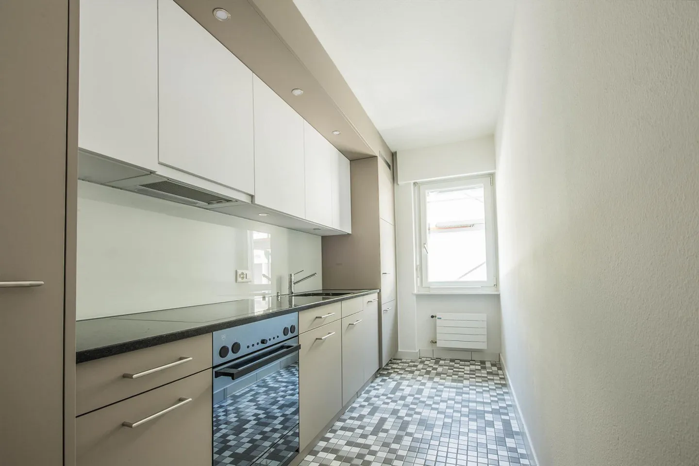 Appartement moderne et lumineux au cœur d'Ascona ! - Photo 4 sur 9