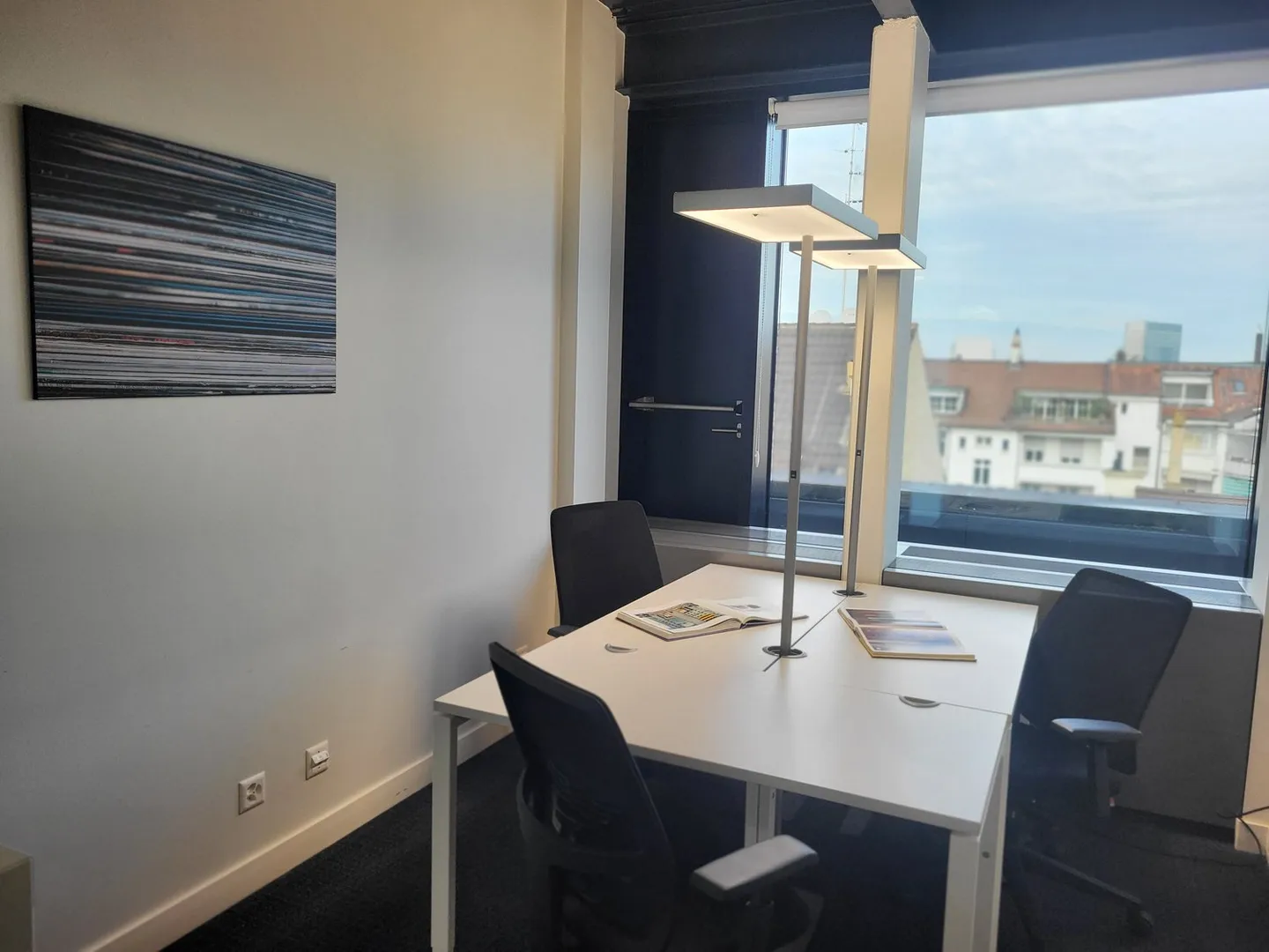 Ufficio privato per tre persone nel Regus City Centre - Foto 1 di 18