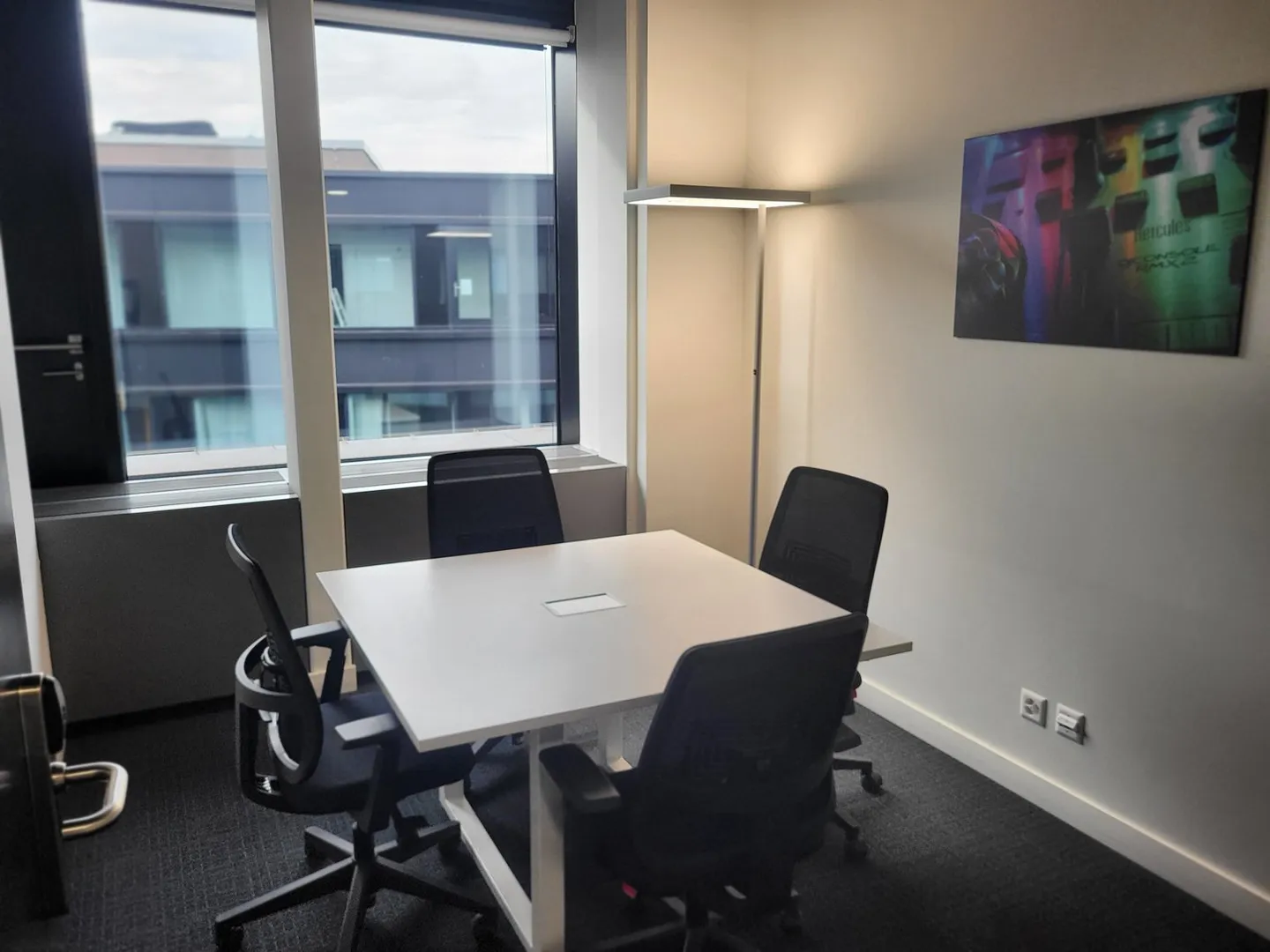 Ufficio privato per tre persone nel Regus City Centre - Foto 10 di 18