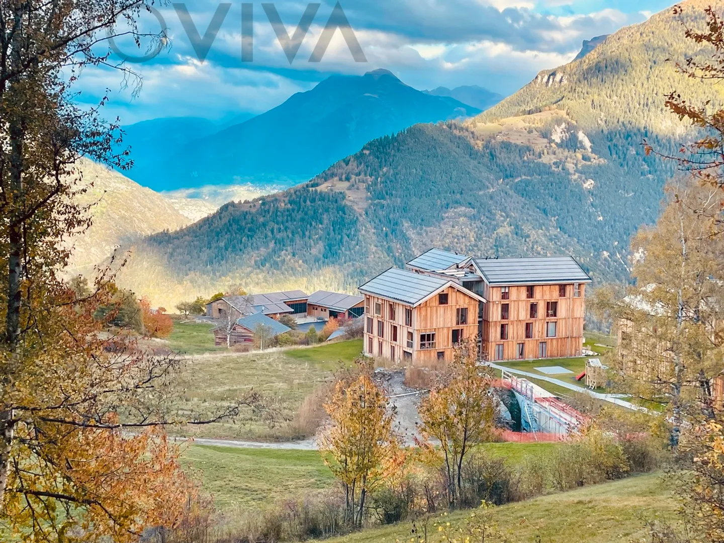 Adatto alle famiglie con tutti i comfort nel verde - Foto 2 di 8