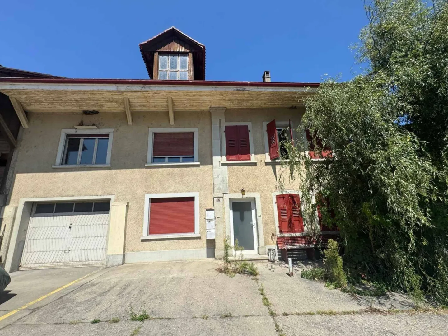 Bâtiment de revenus - Photo 1 sur 13
