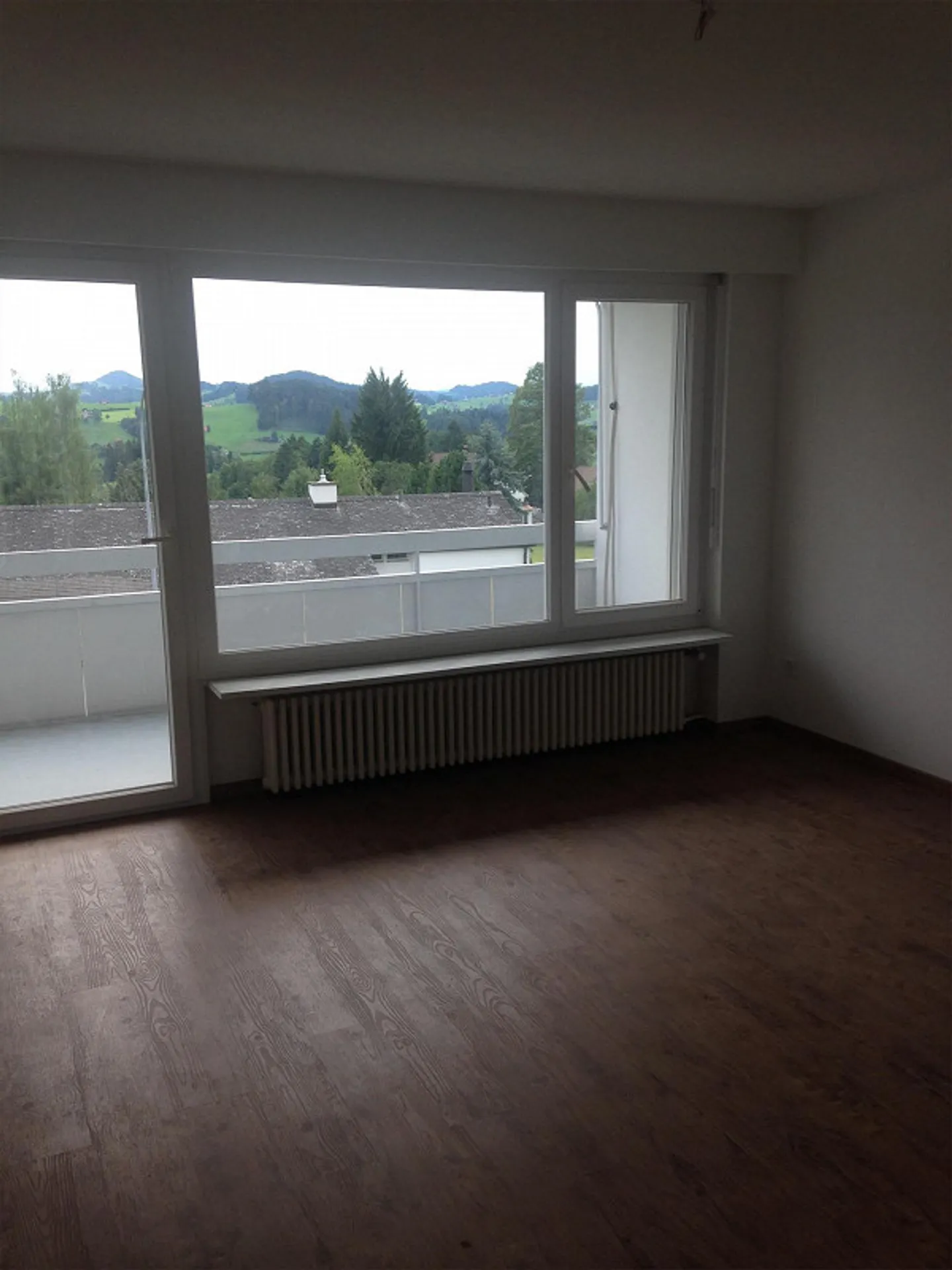 helle 2 Zimmerwohnung mit herrlicher Aussicht - Foto 8 von 12