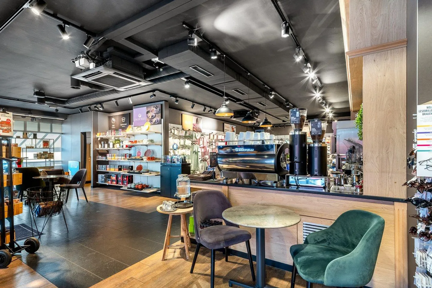 Opportunité de vente au détail dans un emplacement de choix à Rapperswil - 173 m² d'espace de vente ! - Photo 4 sur 8