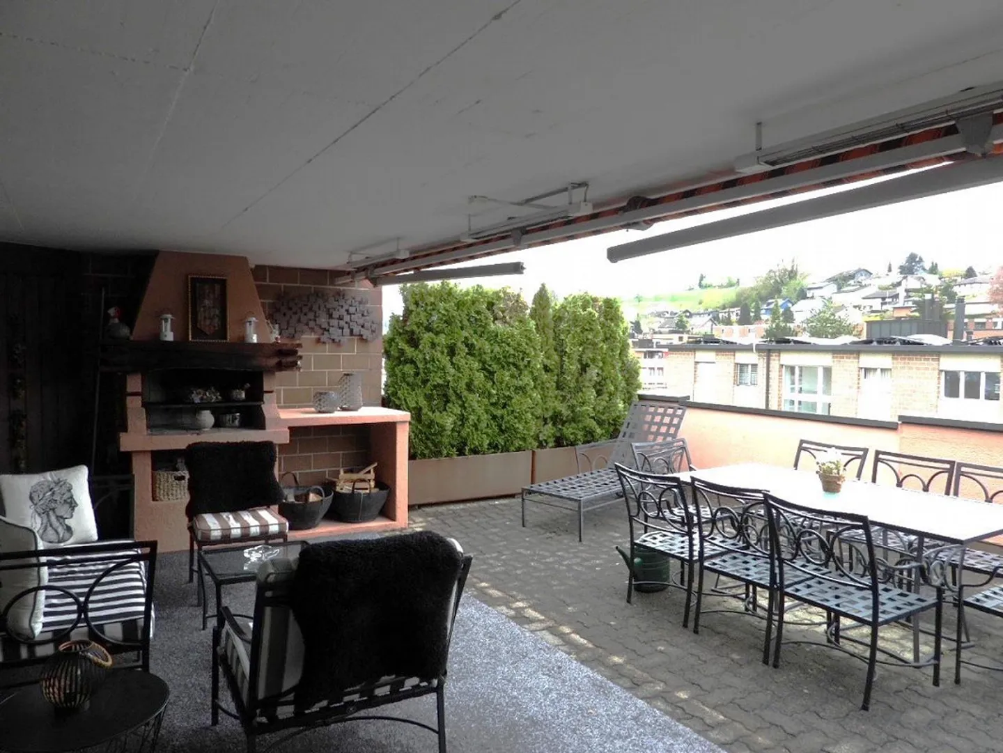 APPARTEMENT ATTIQUE ÉLÉGANT - VISITEZ MAINTENANT! - Photo 6 sur 13