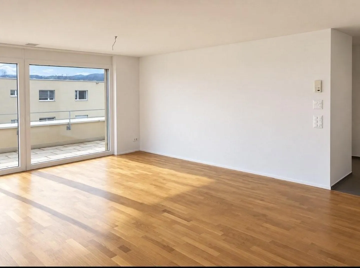 Attico con vista montagna in posizione privilegiata - Foto 5 di 9