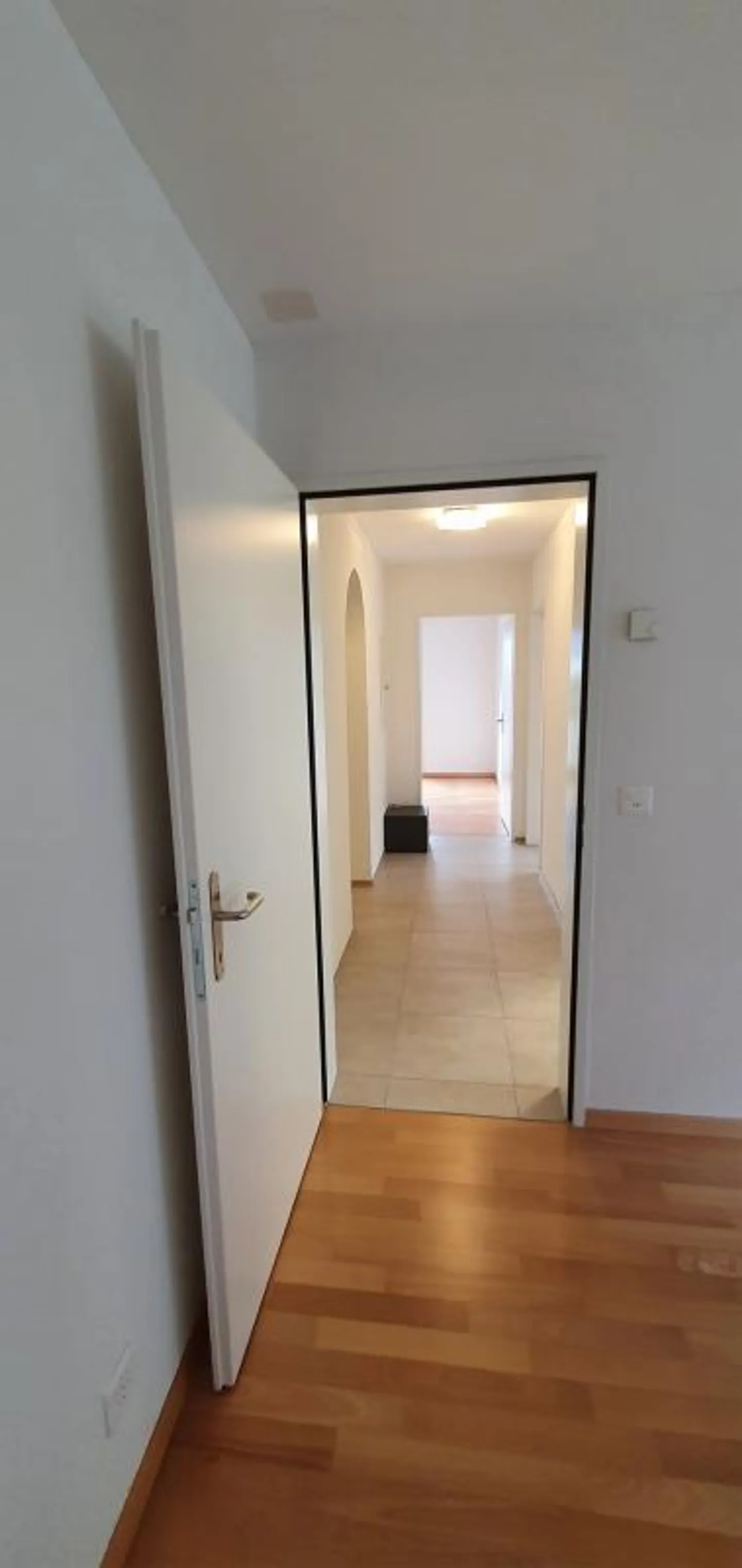 Appartement moderne avec grand balcon - Photo 7 sur 16