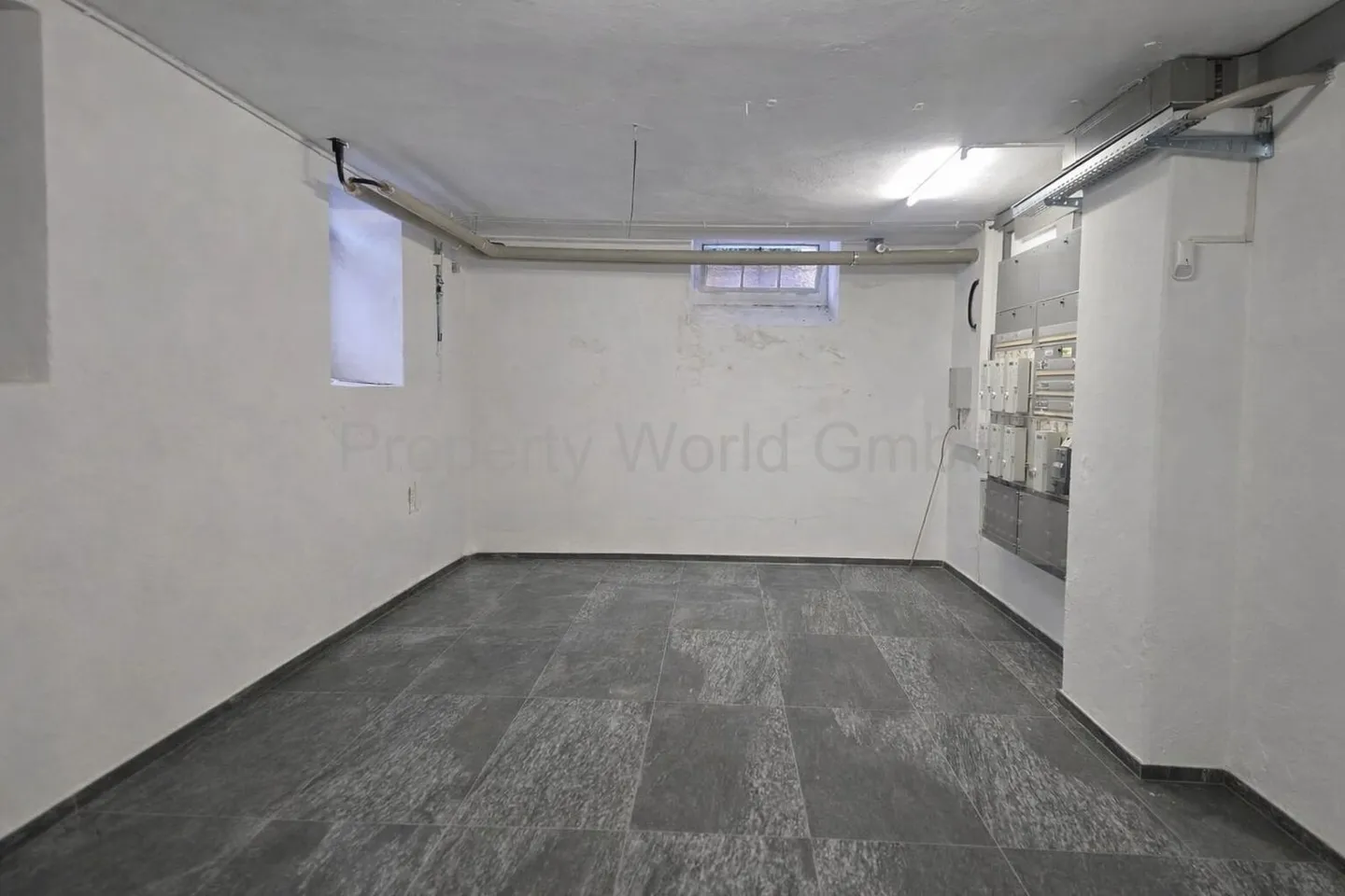 Vielseitiger Lagerraum - Foto 1 von 2