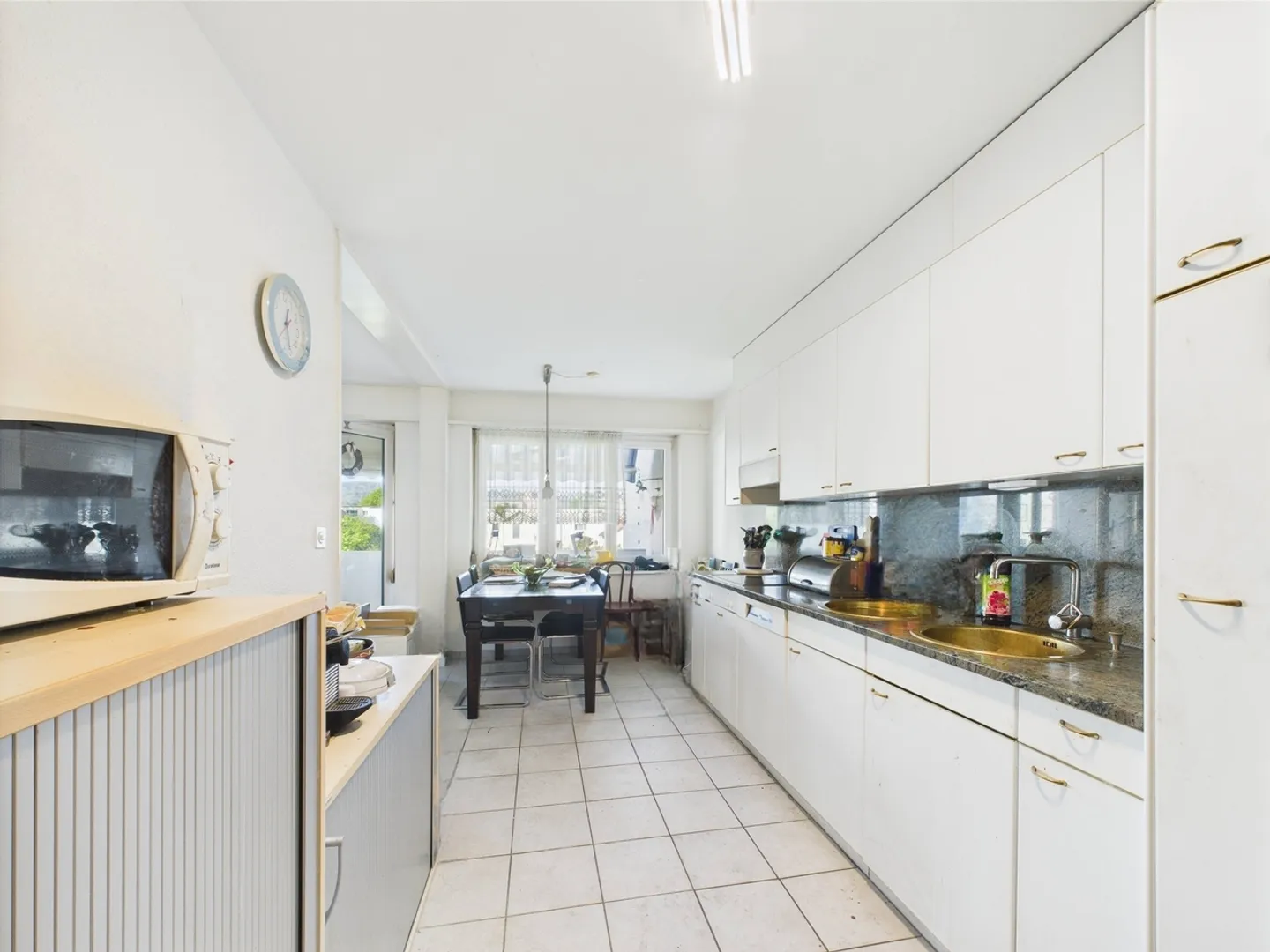 Exclusive 3.5-room apartment in Dübendorf - Photo 2 of 6