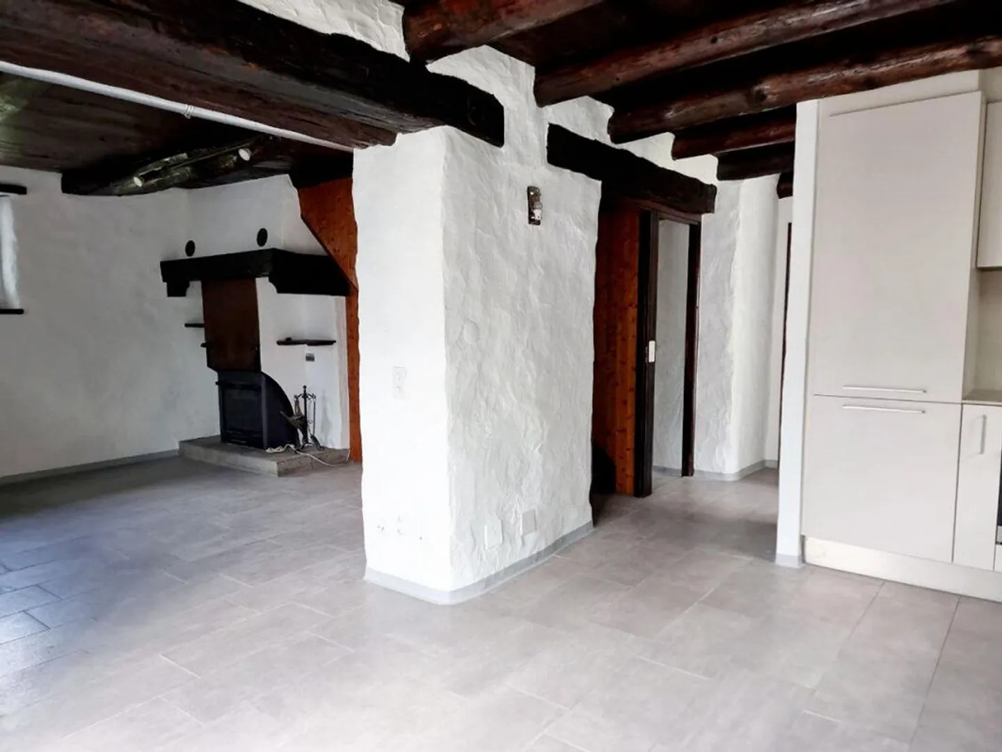 Casa unifamiliare di 4 ½ locali con giardino e rustico annesso | 4 ... - Foto 2 di 8