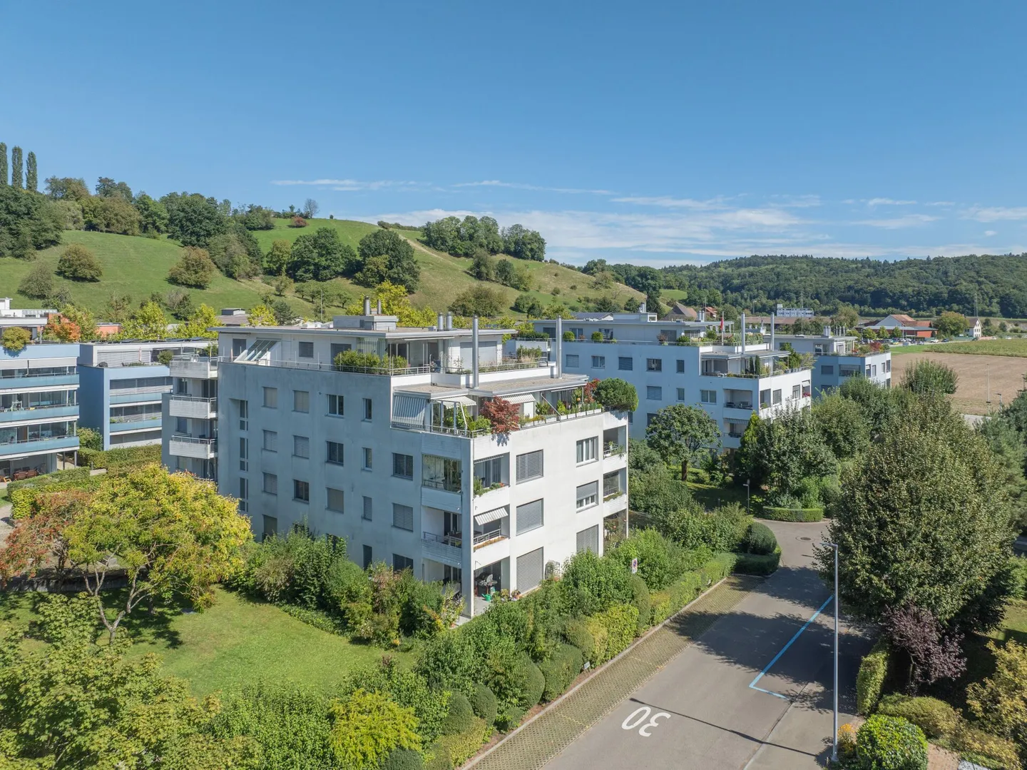 Helle Eigentumswohnung an zentraler und ruhiger Lage - Foto 9 von 9