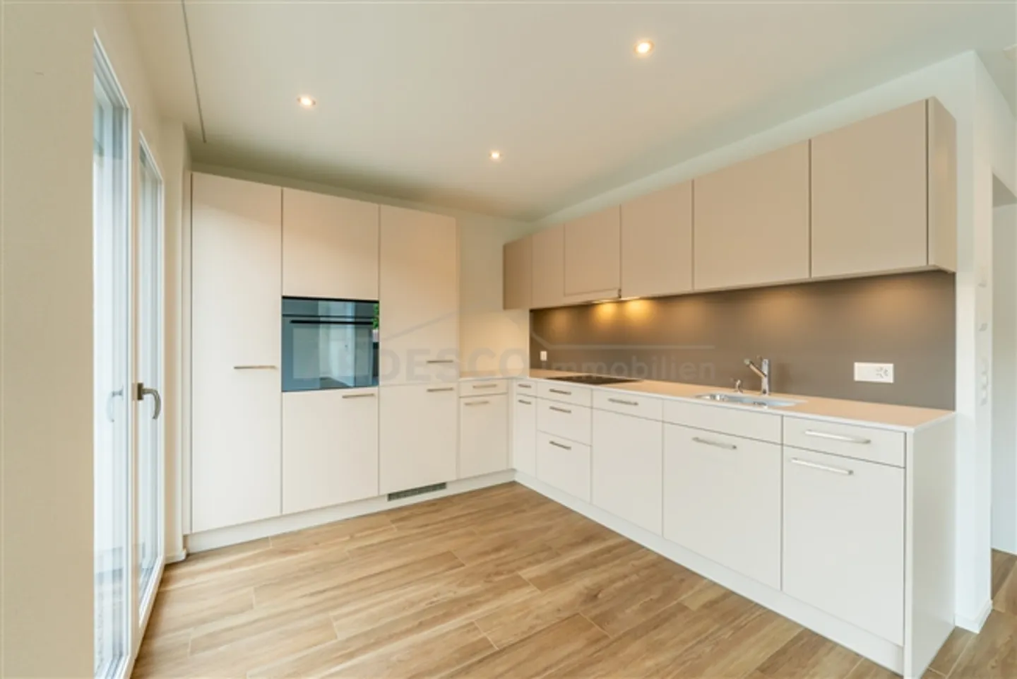 "Here Lives Life" - Photo 3 of 12