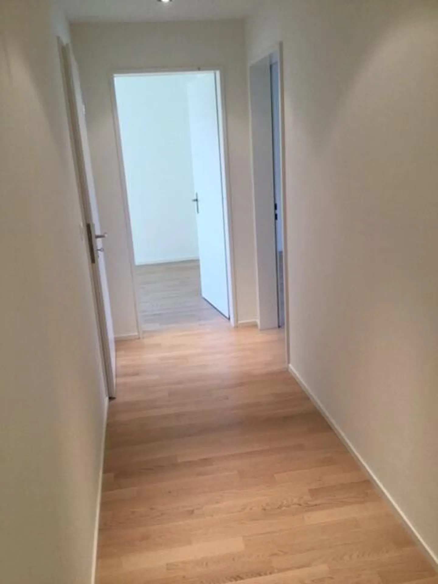 Exklusives 3.5-Zimmer Appartement - Foto 8 von 12