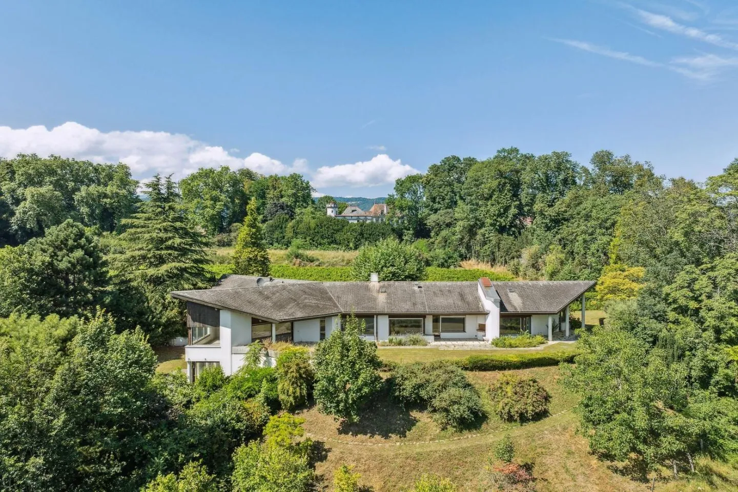 Superbe villa à Dully - Photo 2 sur 13