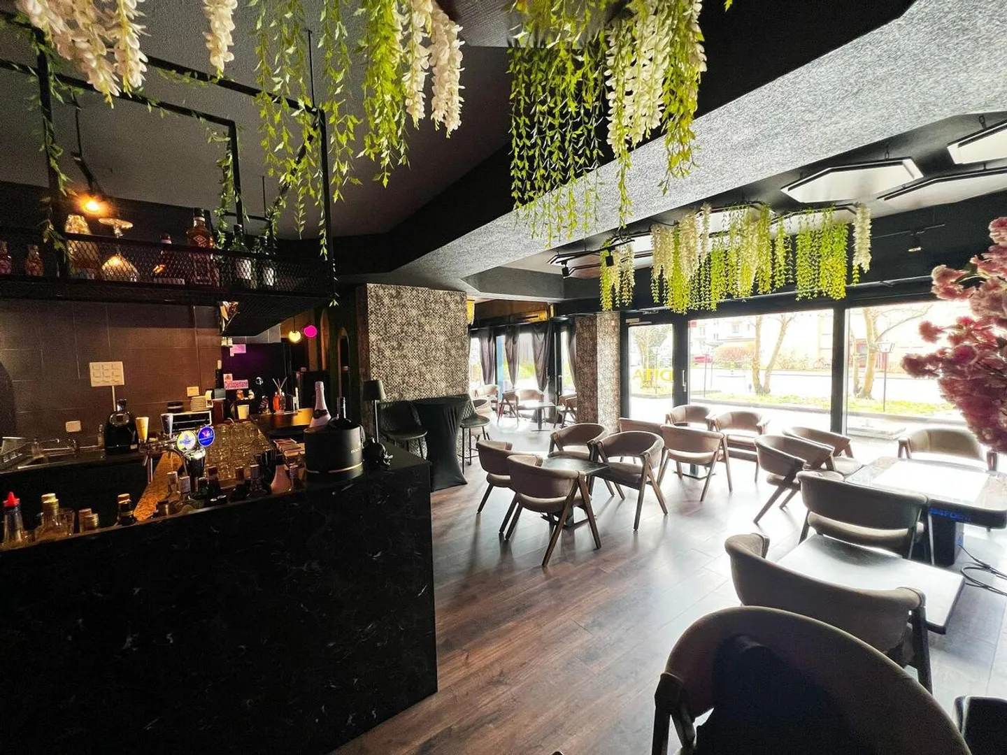 FOR BAR AND CATERING ENTHUSIASTS - Photo 2 of 6