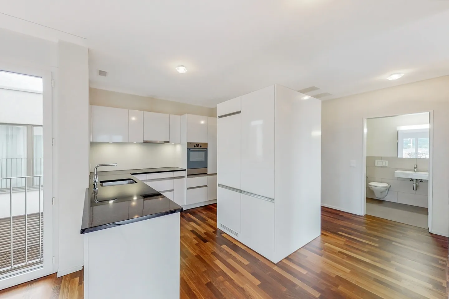 Appartement attrayant dans un emplacement central - Photo 2 sur 9