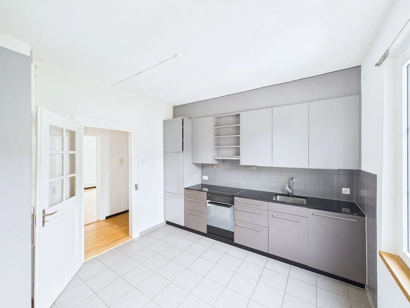 Appartement dans un immeuble ancien au Quartier Champagne - Photo 1 sur 7