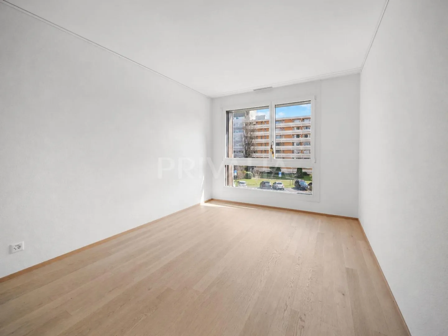 Exklusiv: Neuere 4-Zimmer-Wohnung in der Gradelle - Foto 6 von 8