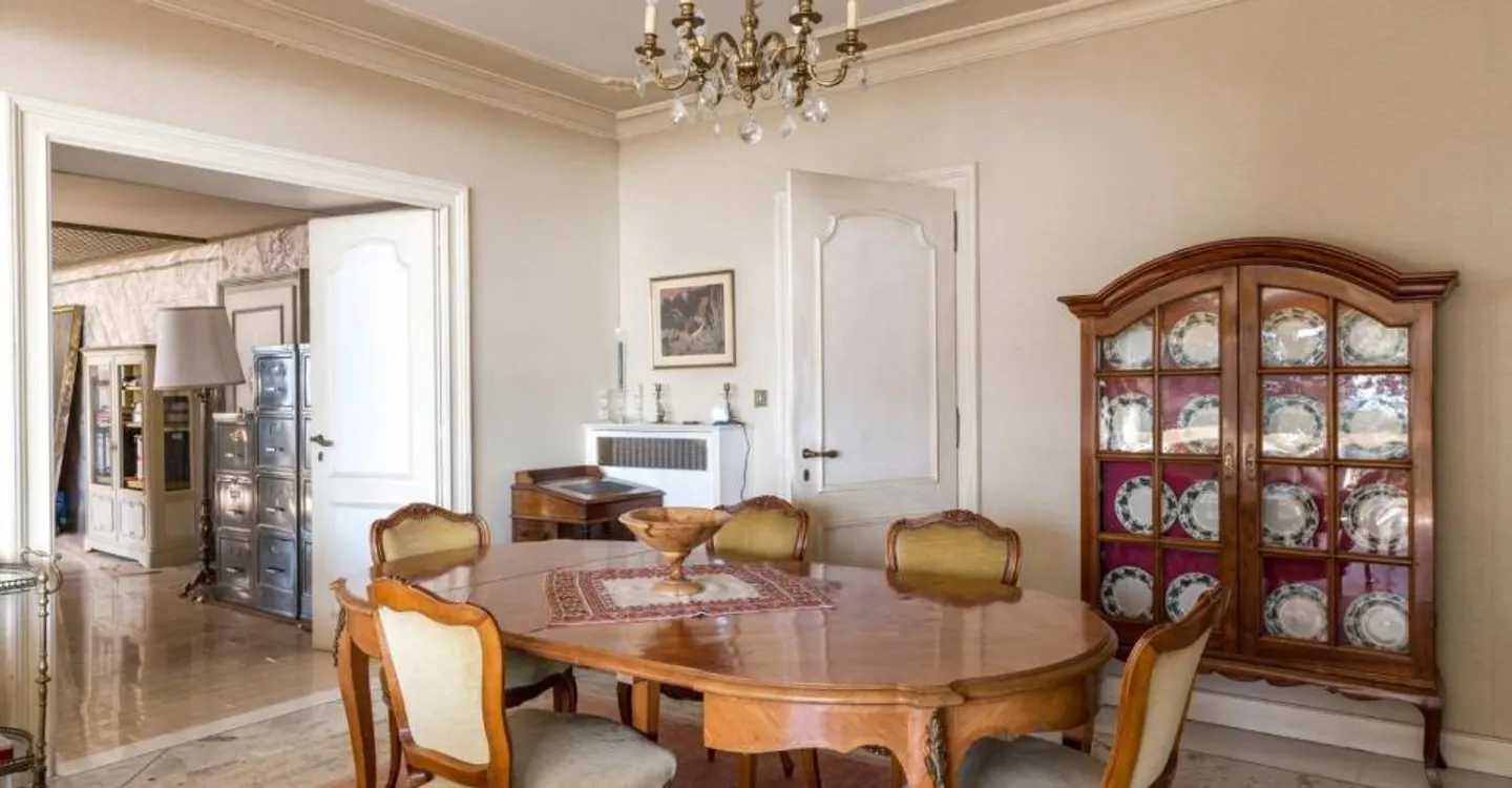 Splendida proprietà al riparo da sguardi indiscreti, vista panoramica sul lago - Foto 6 di 12