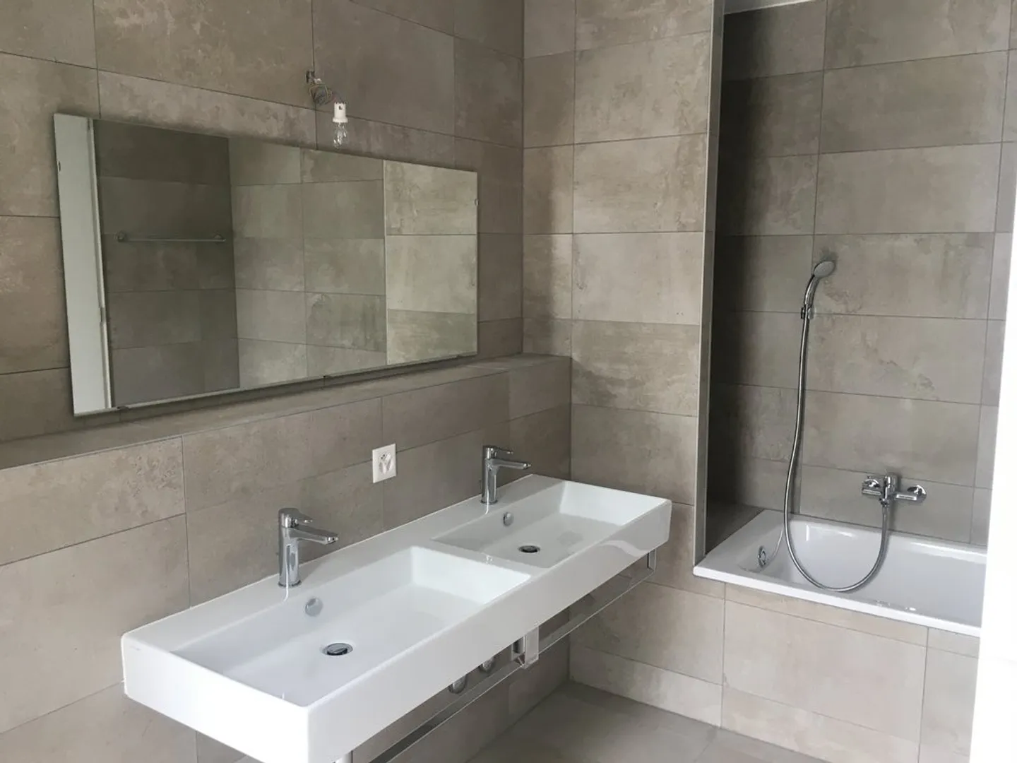 To seize! Beautiful penthouse apartment with 360 terrace for rent - Photo 6 of 10