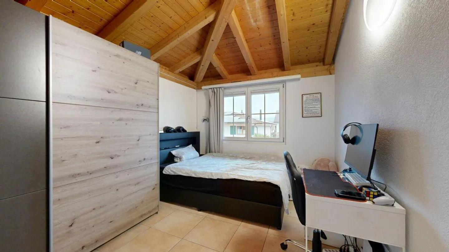 Casa unifamiliare moderna con due posti auto - Foto 6 di 20