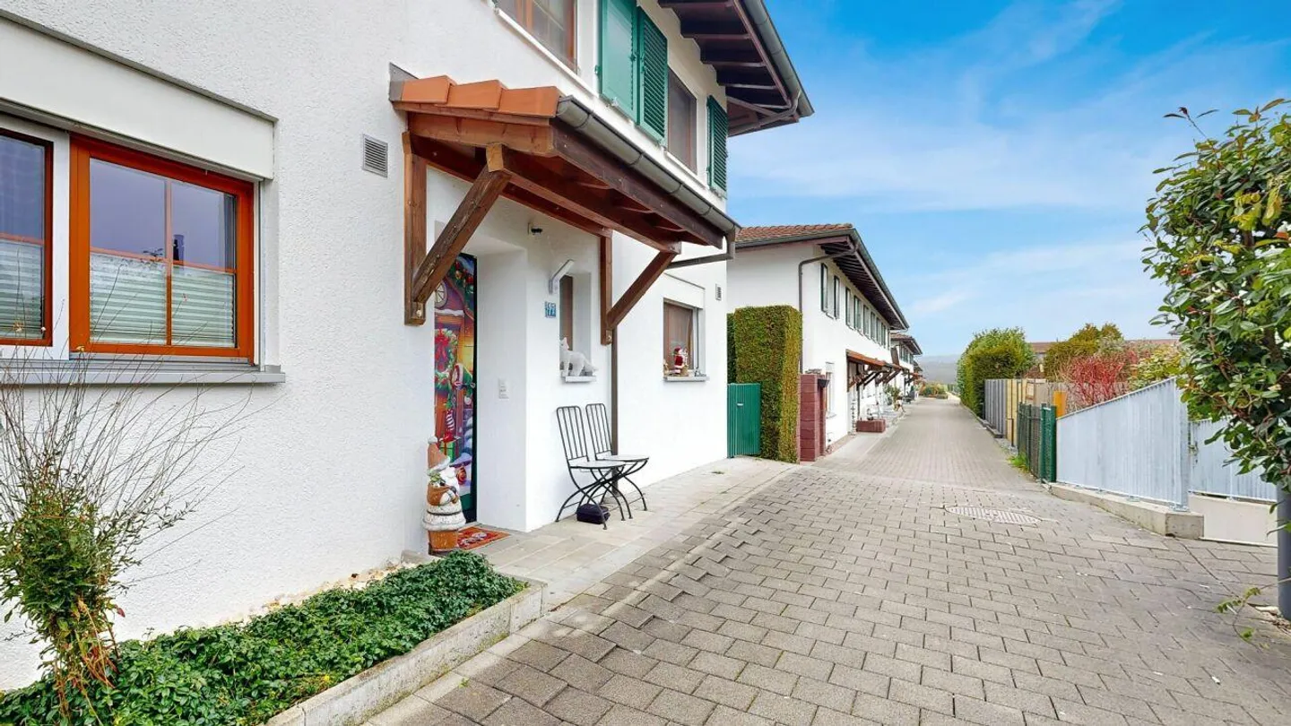 Casa unifamiliare moderna con due posti auto - Foto 13 di 20