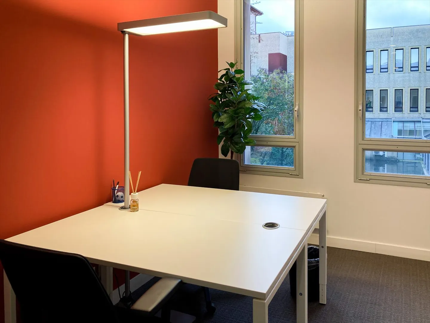 Accesso illimitato agli uffici a Regus Quartiere Maghetti - Foto 2 di 14