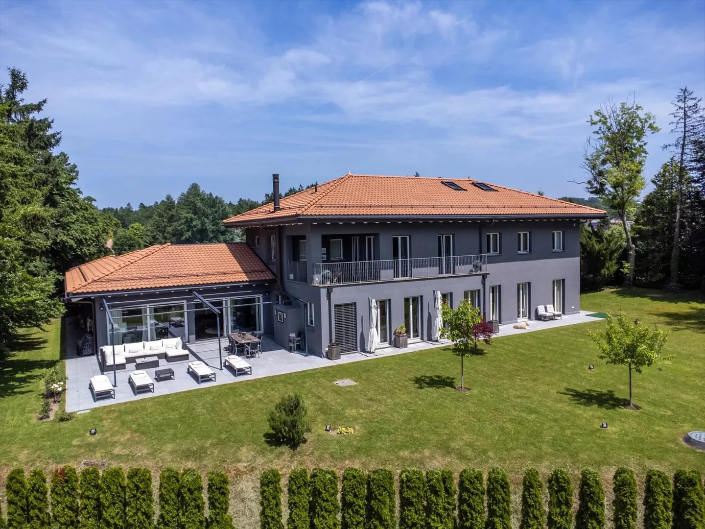 Renovierte Herrenhaus - Foto 1 von 13